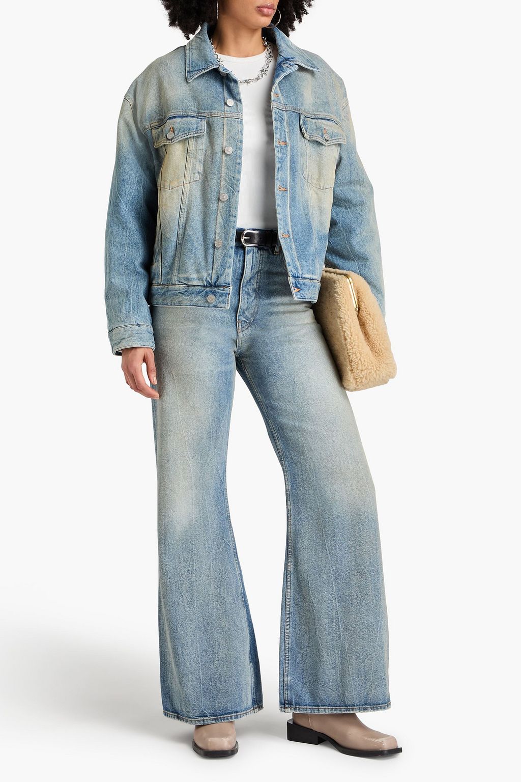 MM6 MAISON MARGIELA جاكيت من الدنيم بلون باهت