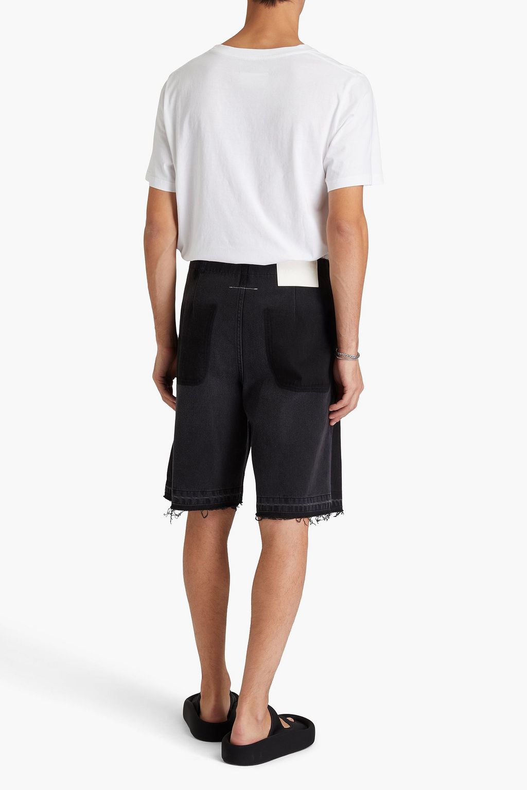 MM6 MAISON MARGIELA شورت دنيم بحواف منسّلة