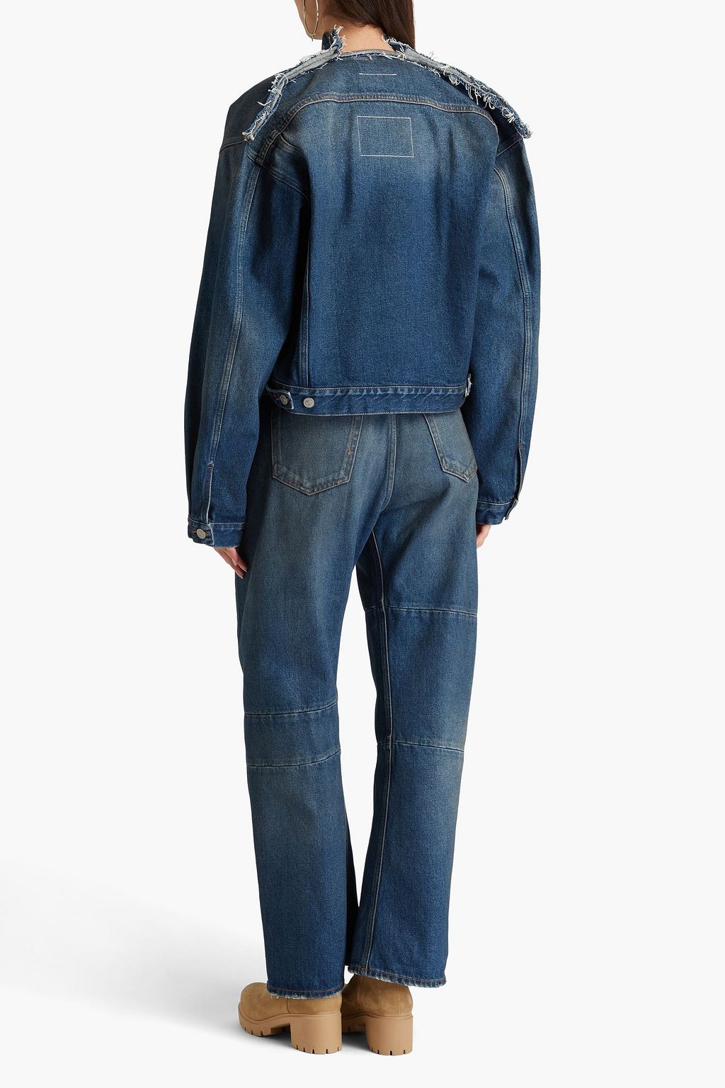 MM6 MAISON MARGIELA جاكيت من الدنيم بحواف منسّلة