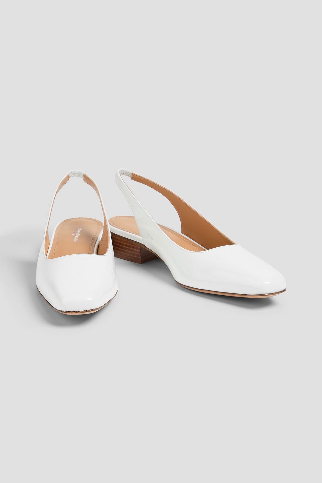 MAISON MARGIELA 페이턴트 가죽 슬링백 플랫