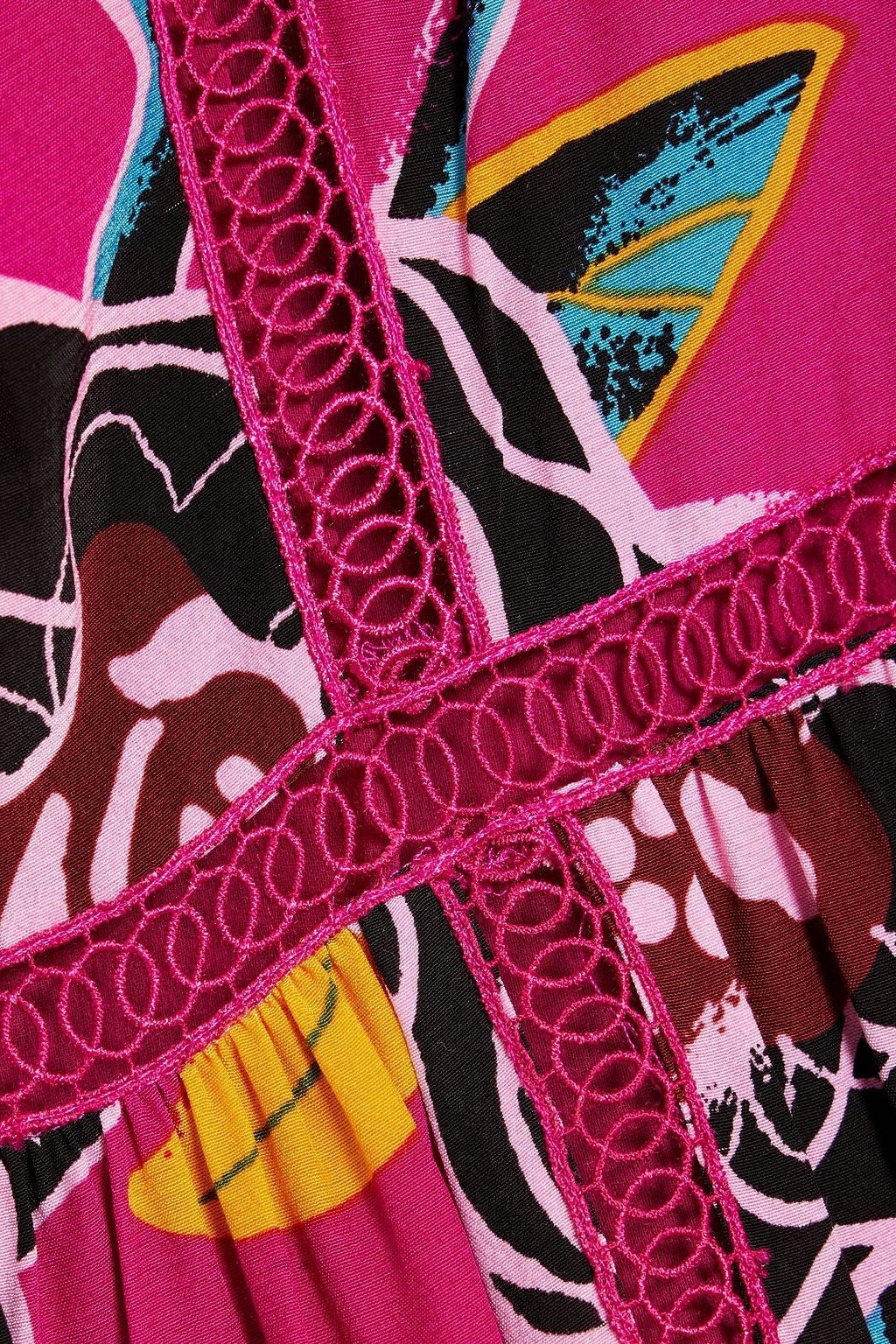 DIANE VON FURSTENBERG فستان متوسط الطول "شيري" بتقنية السموك من الكريب بطبعة الأزهار EcoVero™‎