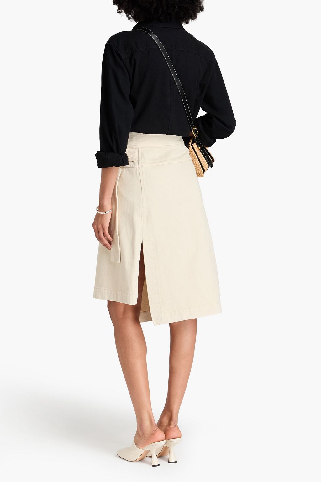 3.1 PHILLIP LIM تنورة من الدنيم بتصميم ملفوف