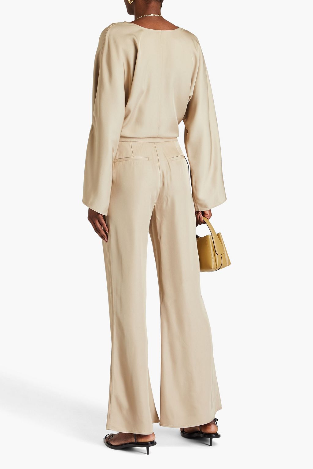 BY MALENE BIRGER بنطلون "أموريس" بقصة واسعة من الأسفل من ساتان تويل