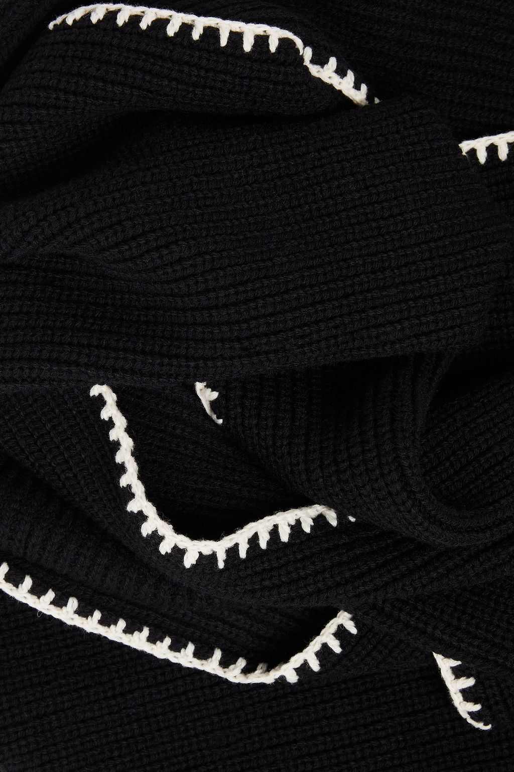 RAG & BONE وشاح "إينغريد" مصنوع من الصوف بدرزات نافرة وبتصميم مضلّع