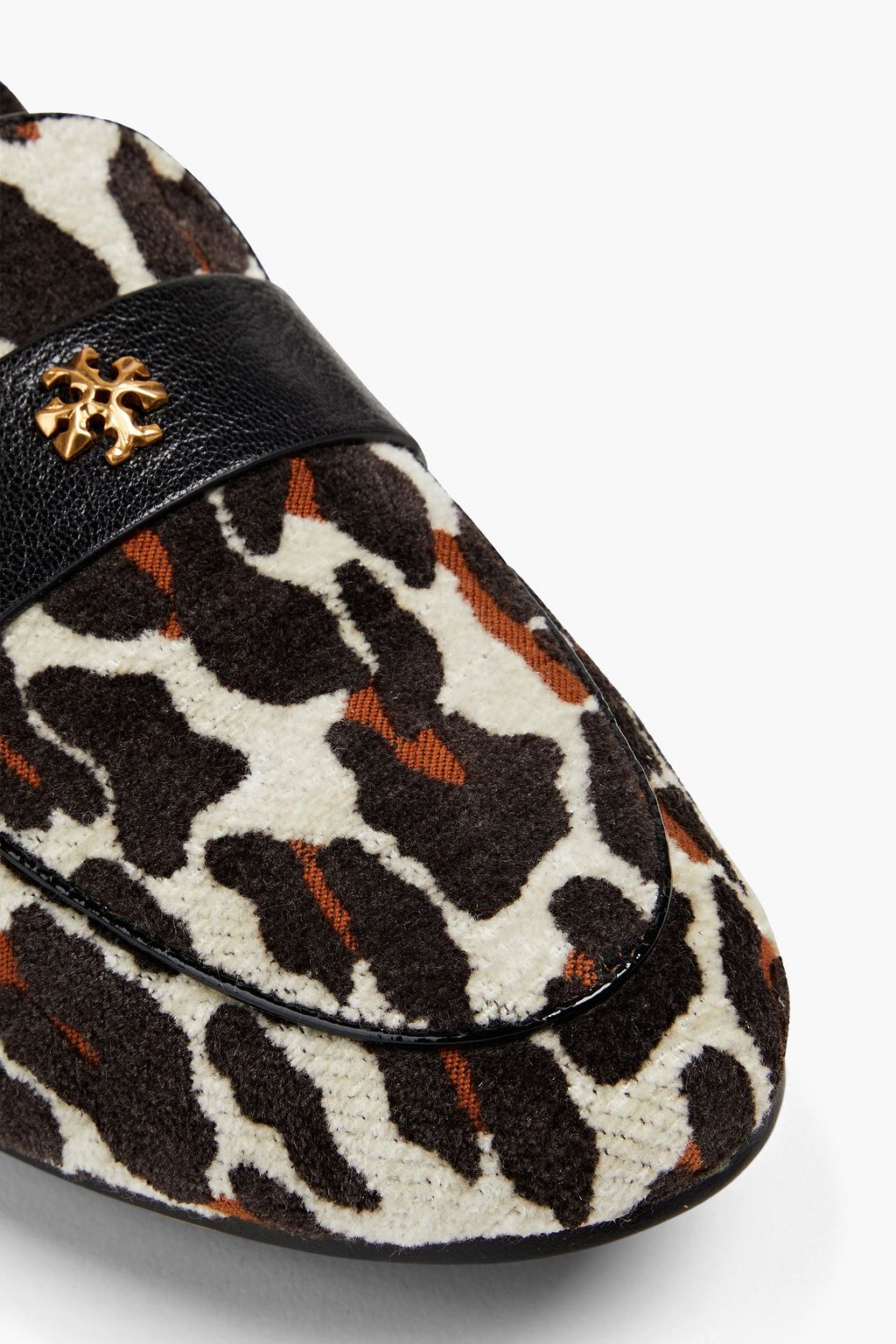 TORY BURCH حذاء لوفر "ريفا" من الجاكار والمخمل
