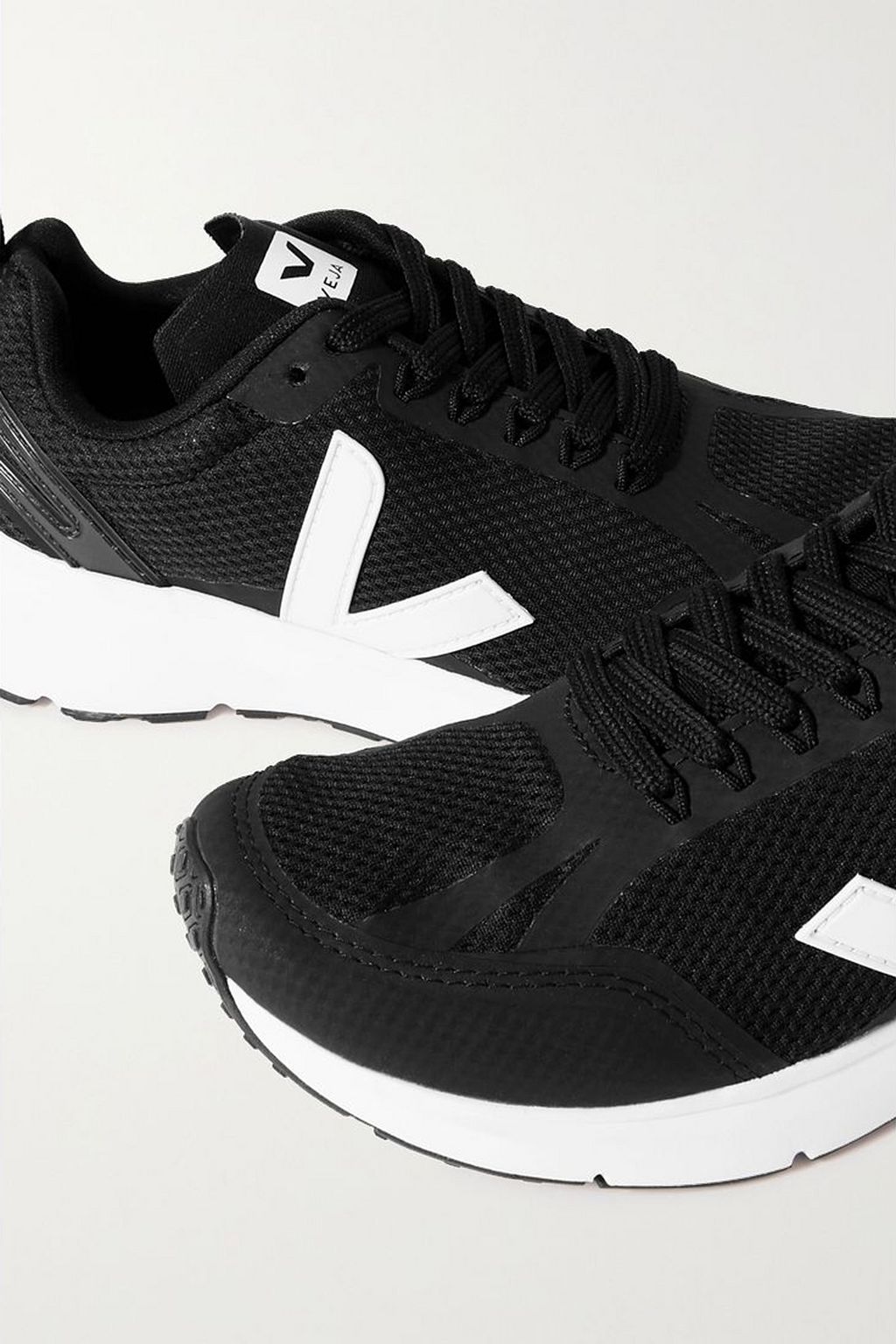 VEJA Condor 2 Alveomesh and faux leather sneakers
