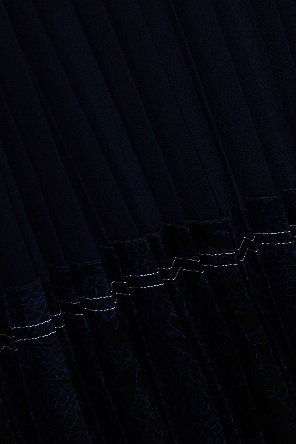 CHLOÉ Plissierter Minirock aus Seidenorganza, Georgette und Baumwoll-Twill