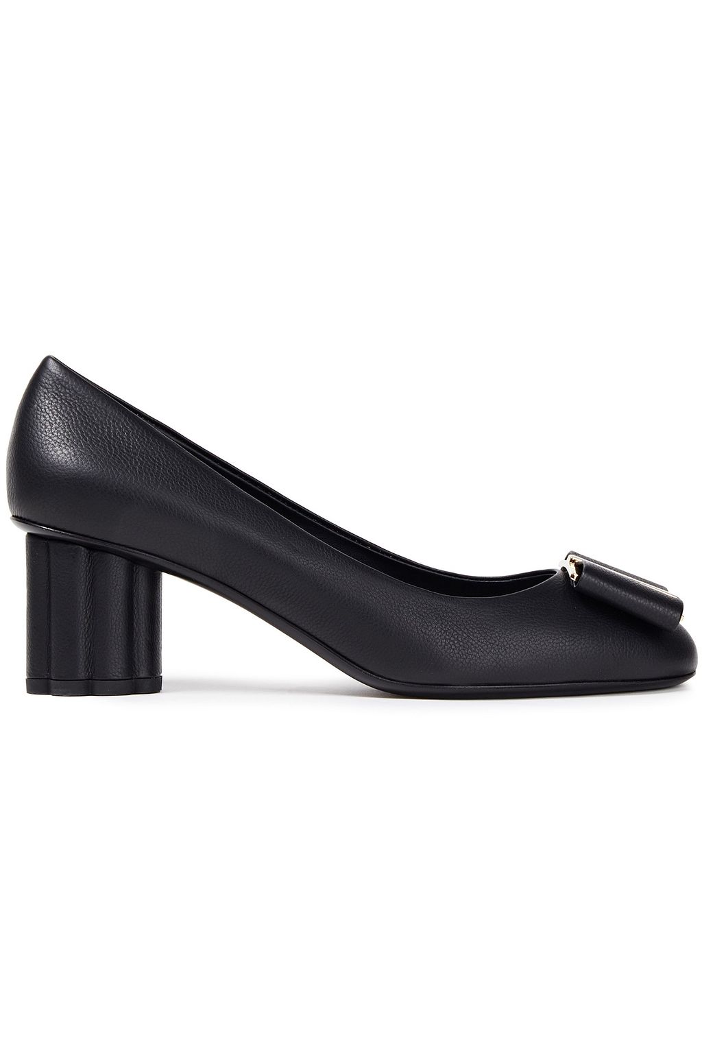 ferragamo capua pump