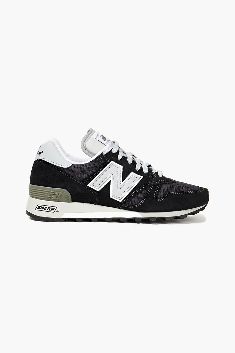Black Leather-trimmed suede and mesh sneakers | Sale up to 70% off | THE OUTNET | NEW BALANCE 