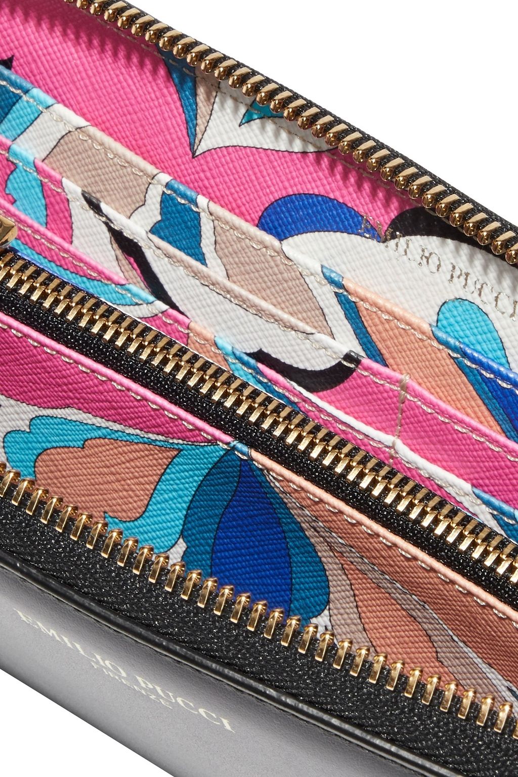 PUCCI Leather continental wallet