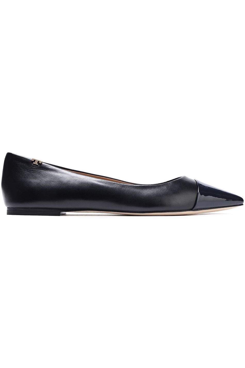 black pointed flat shoes