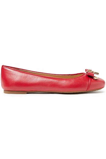flat shoes