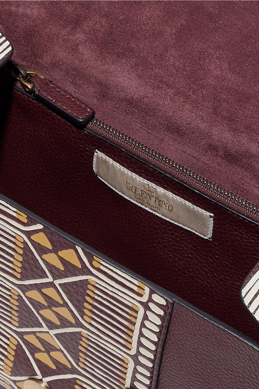 VALENTINO GARAVANI Embellished textured-leather shoulder bag