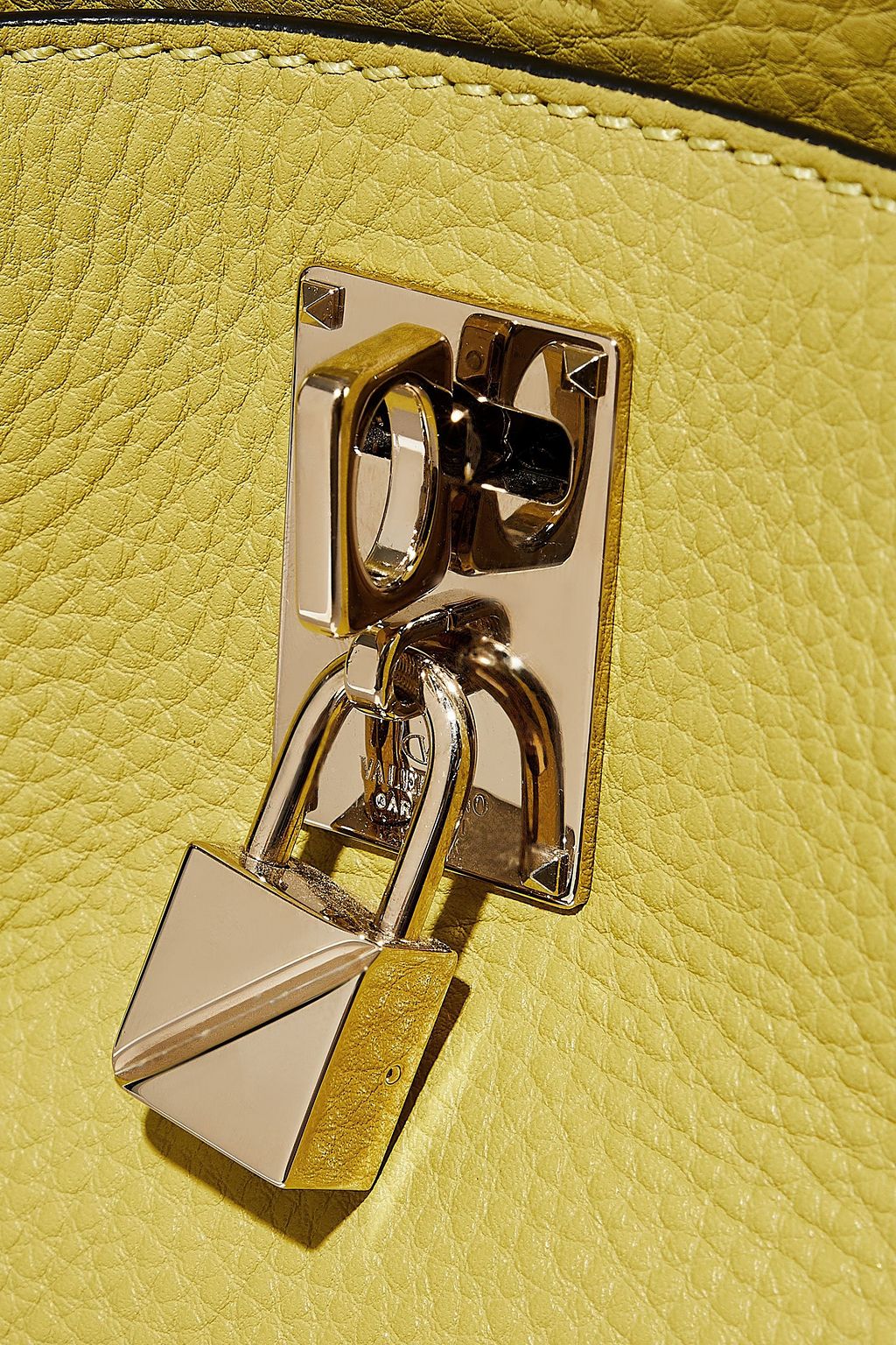 VALENTINO GARAVANI Joylock textured-leather shoulder bag