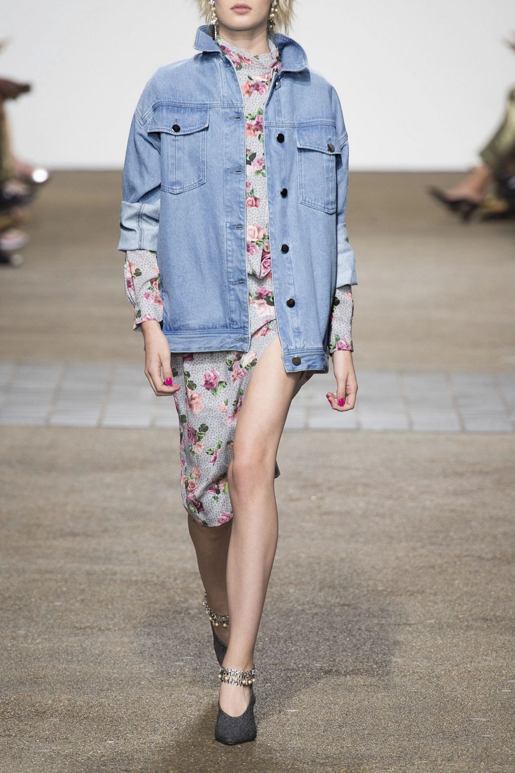 TOPSHOP UNIQUE Rushmore oversized beaded denim jacket