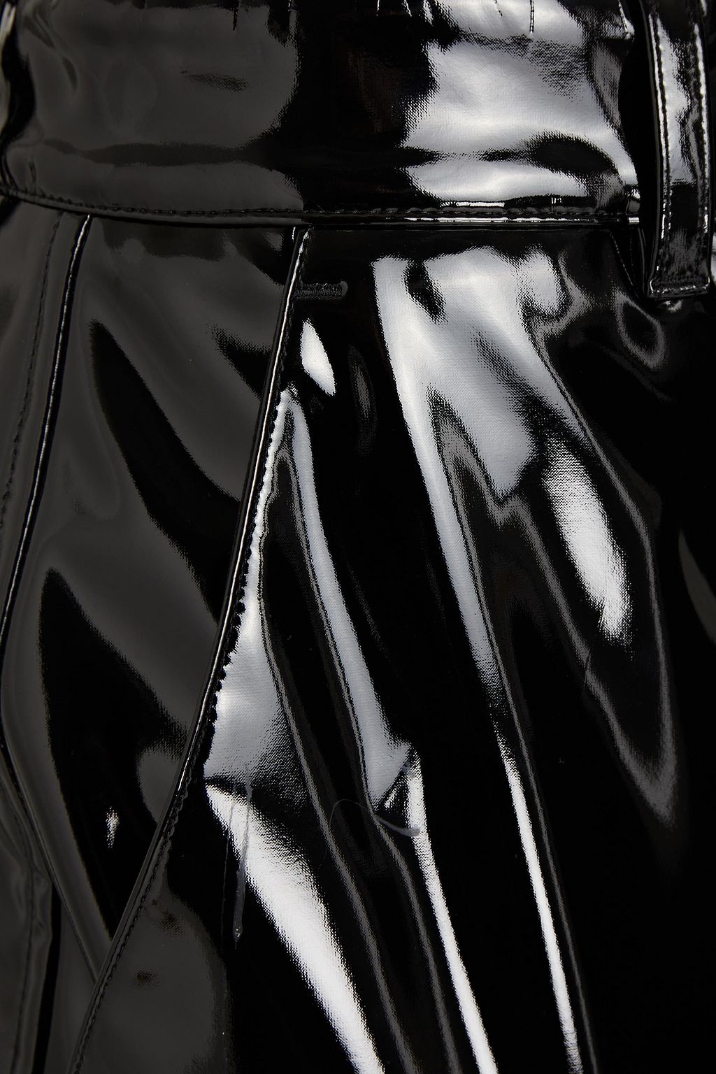 VICTORIA BECKHAM Hose mit schmalem Bein aus Lacklederimitat