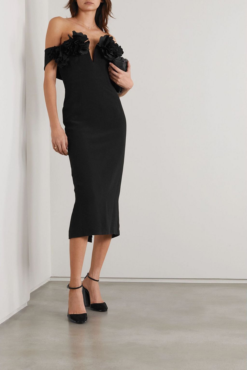 OSCAR DE LA RENTA Off-the-shoulder floral-appliquéd crepe midi dress