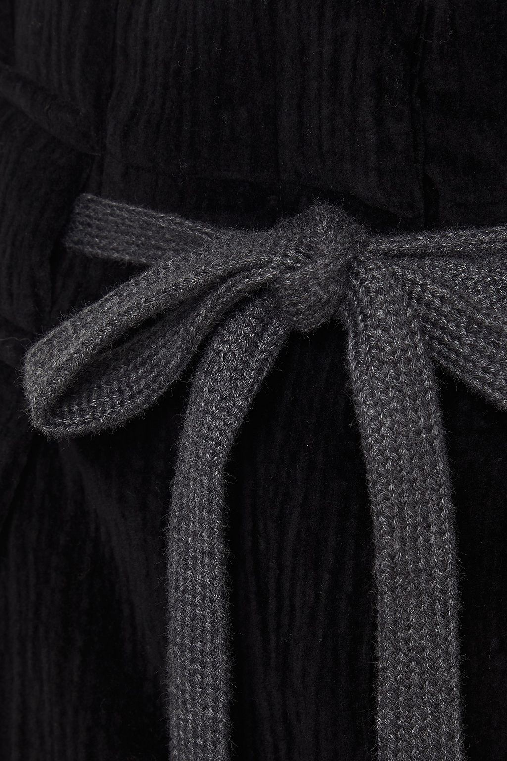 IRO Cropped Karottenhose aus Baumwollsamt mit Falten