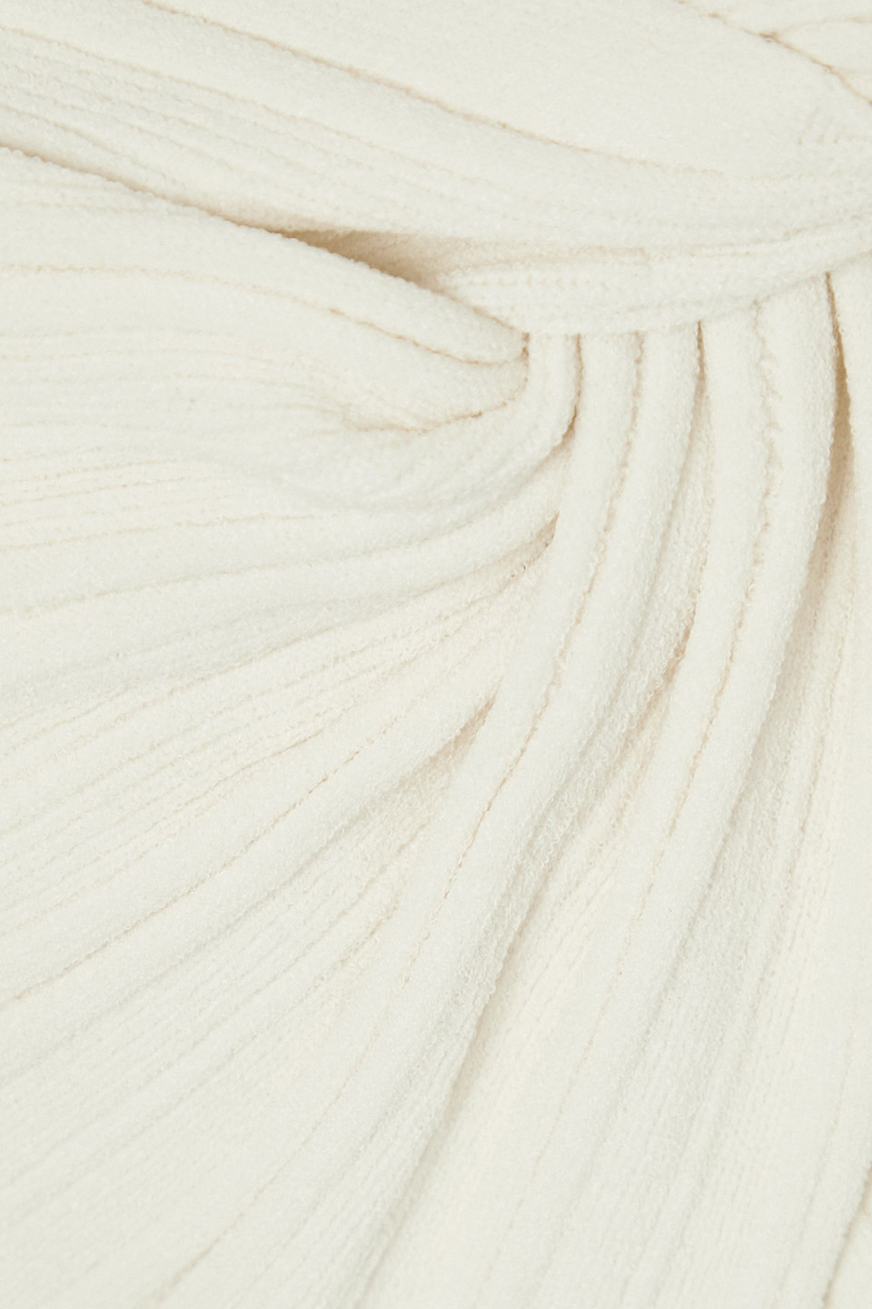 Frame Twist-front Ribbed Jersey Top In Ecru