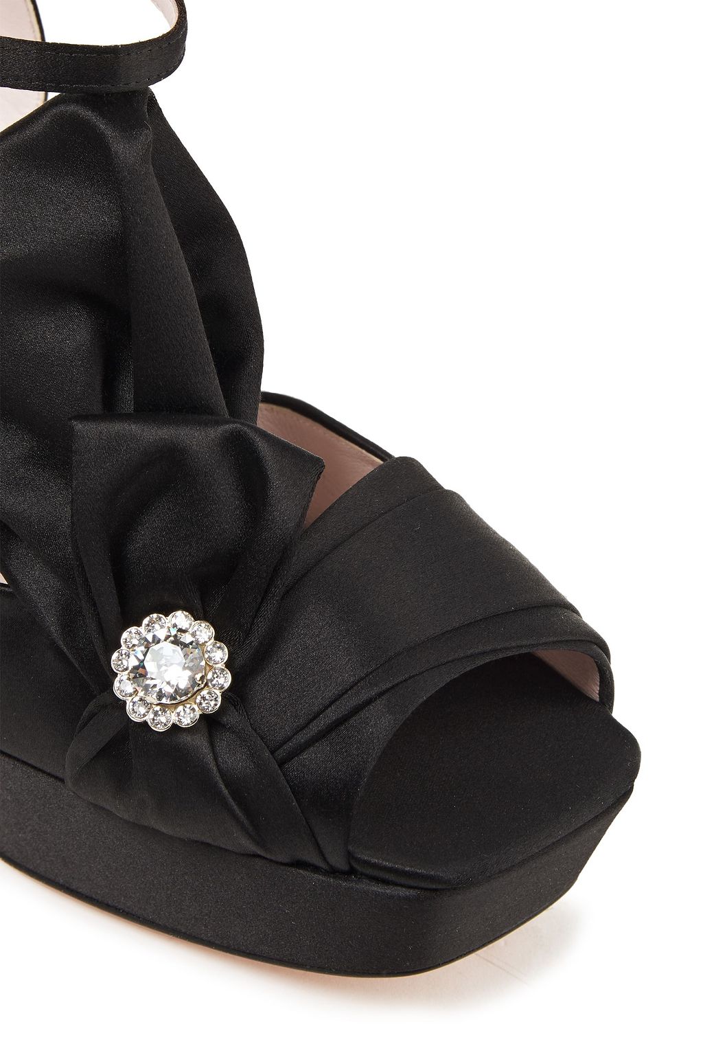 ROGER VIVIER صندل بلاتفورم "لافاليير" من الساتان المزين