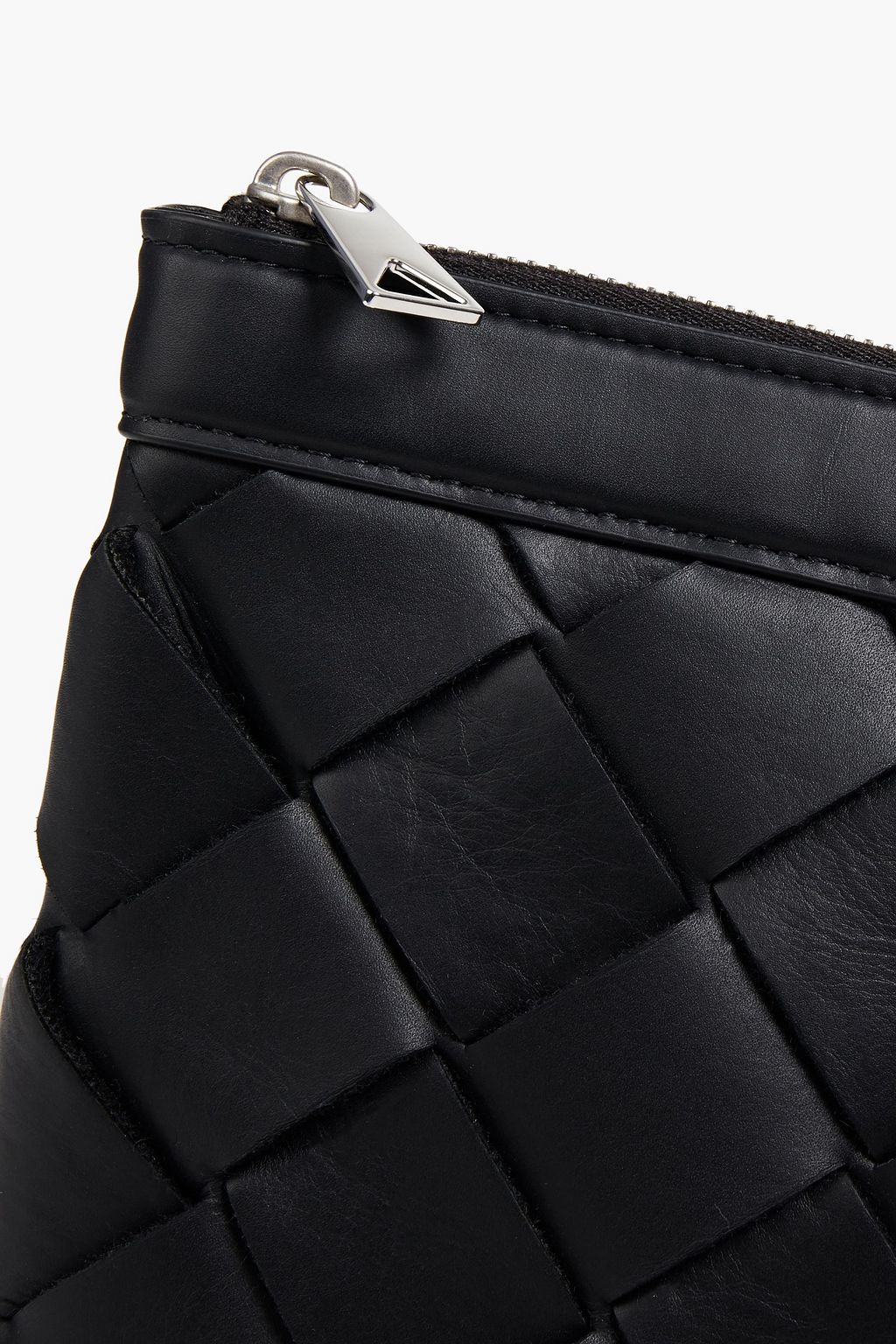 BOTTEGA VENETA Intrecciato leather pouch