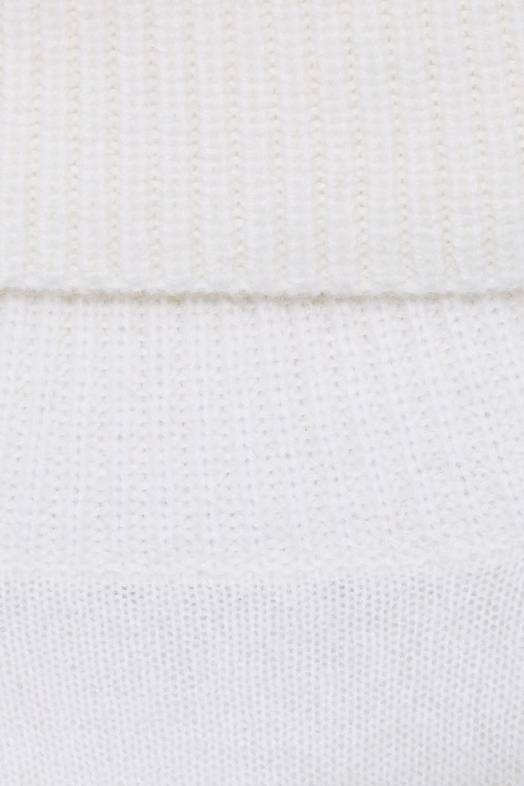 ALICE + OLIVIA Ansley cropped cashmere-blend turtleneck sweater