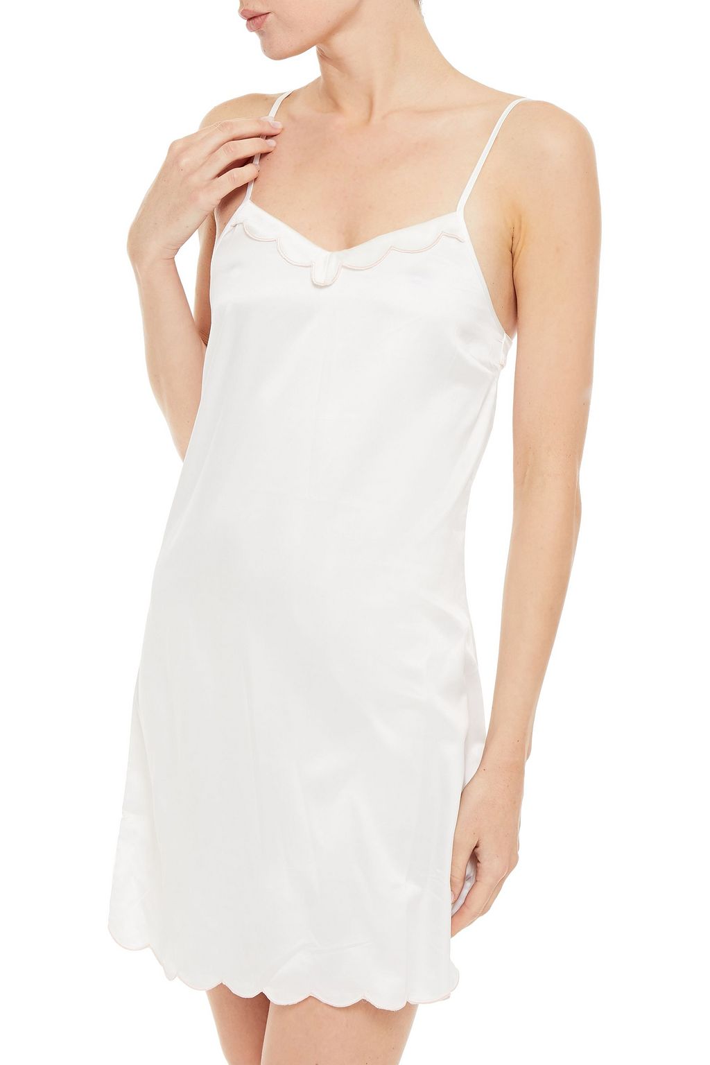 GINIA Adore scalloped satin chemise