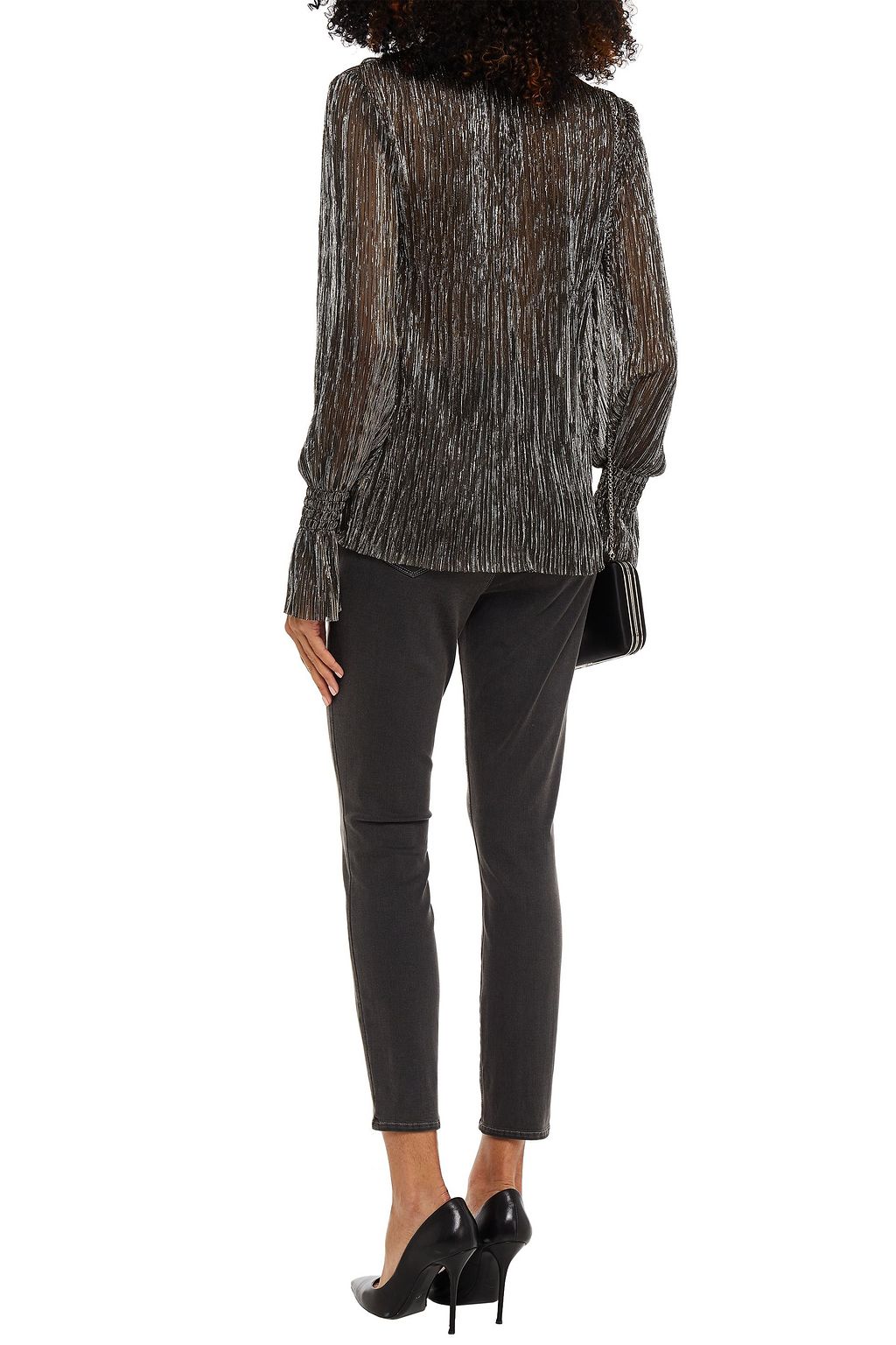 L'AGENCE メタリックプリーツ入りメッシュ タートルネックトップス