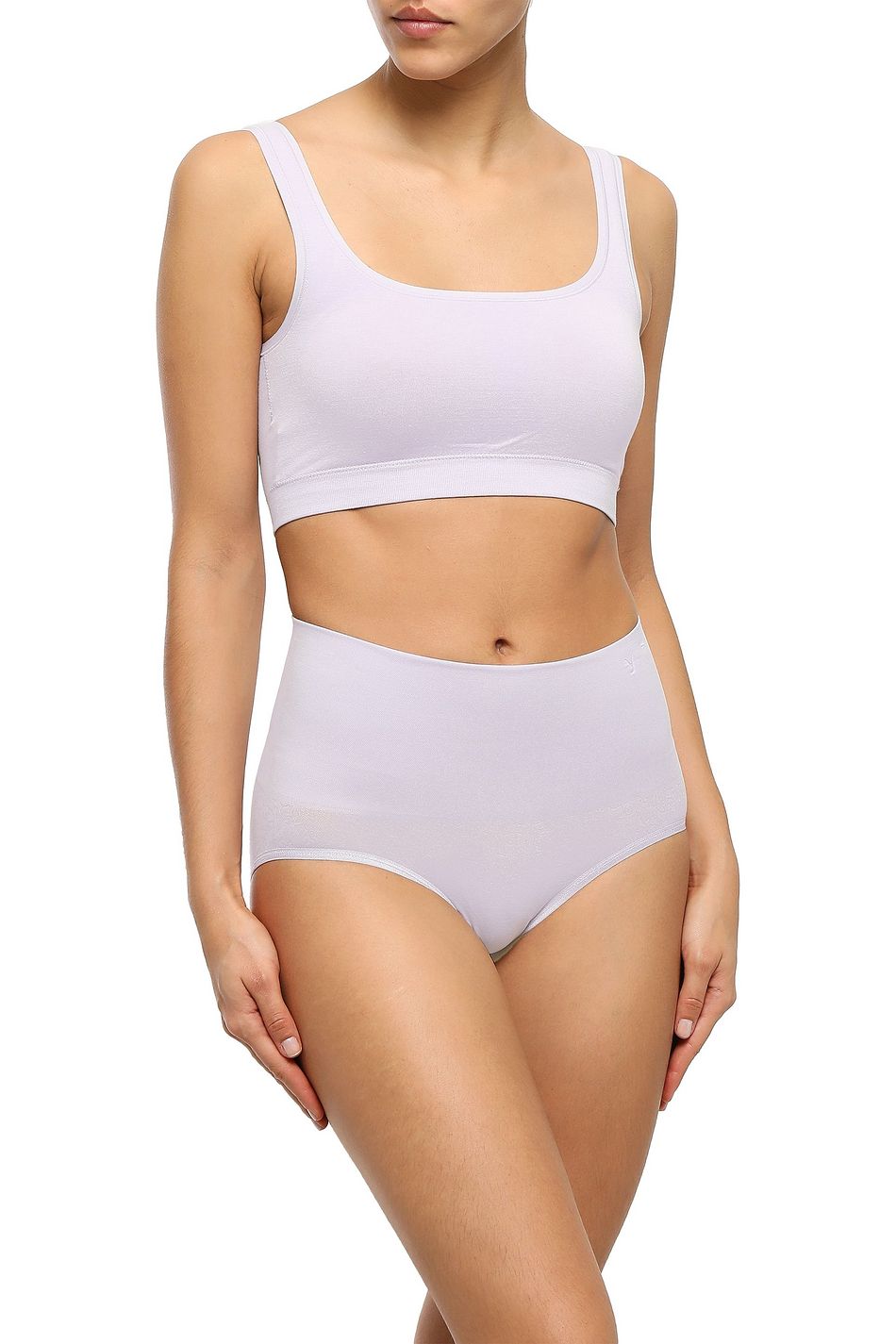 high rise sports bra
