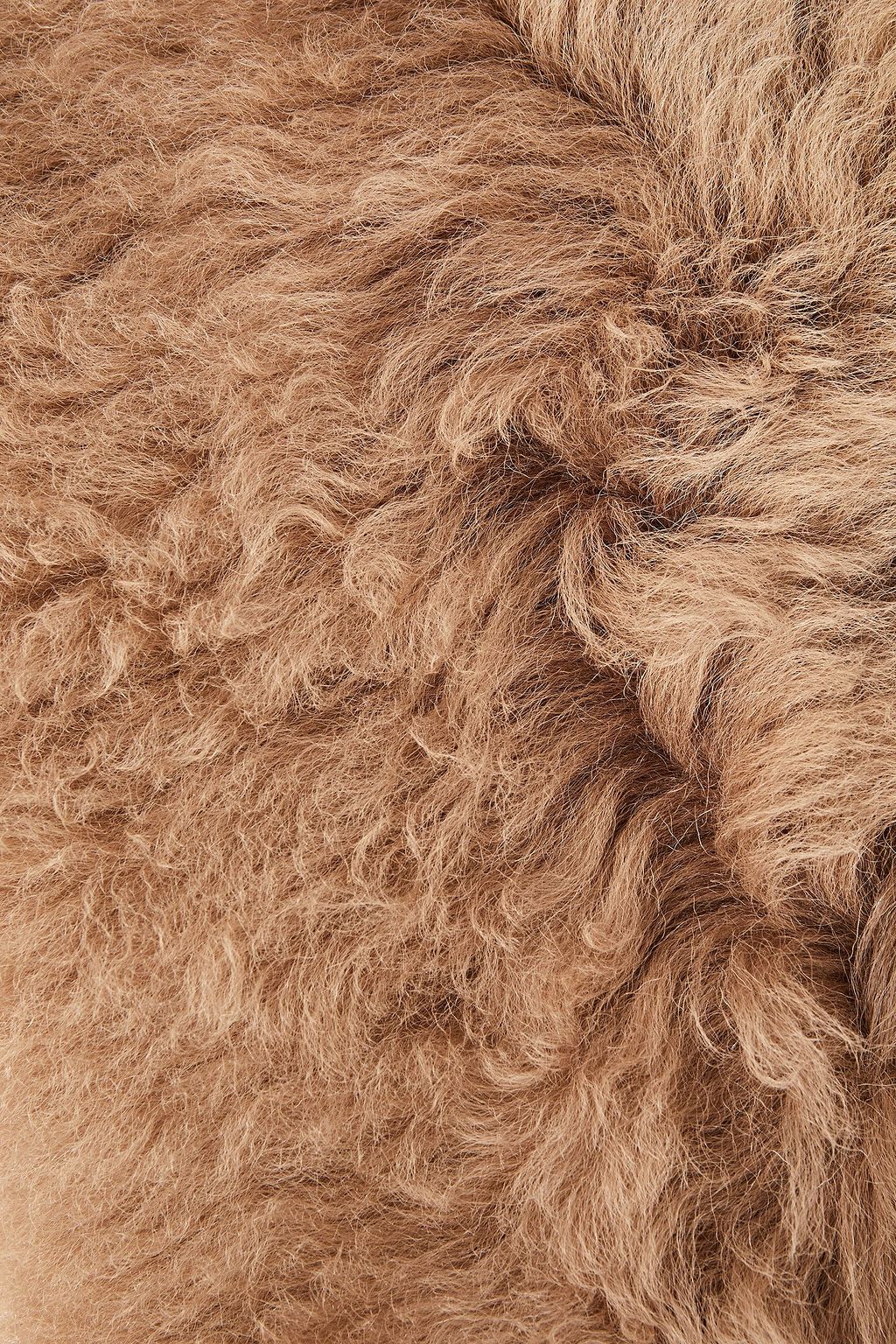 KARL DONOGHUE Shearling scarf