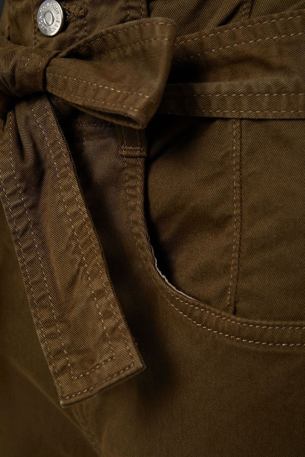 VERONICA BEARD Belted stretch-cotton twill flared pants