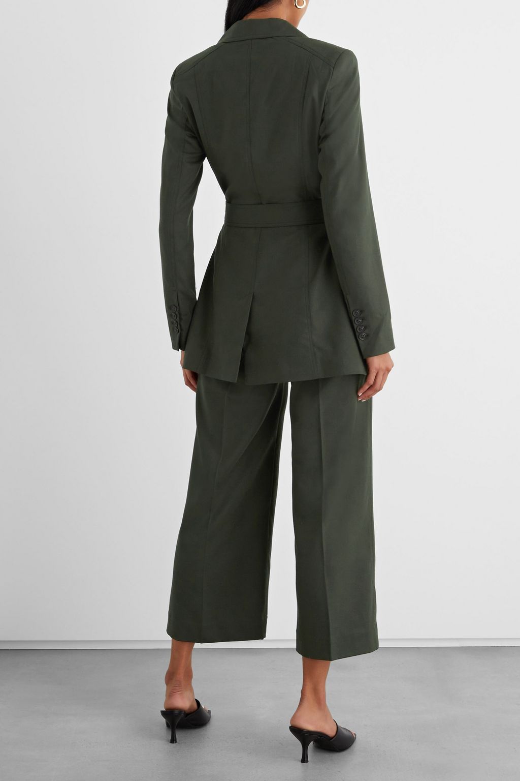 IRIS & INK Charlène belted twill blazer