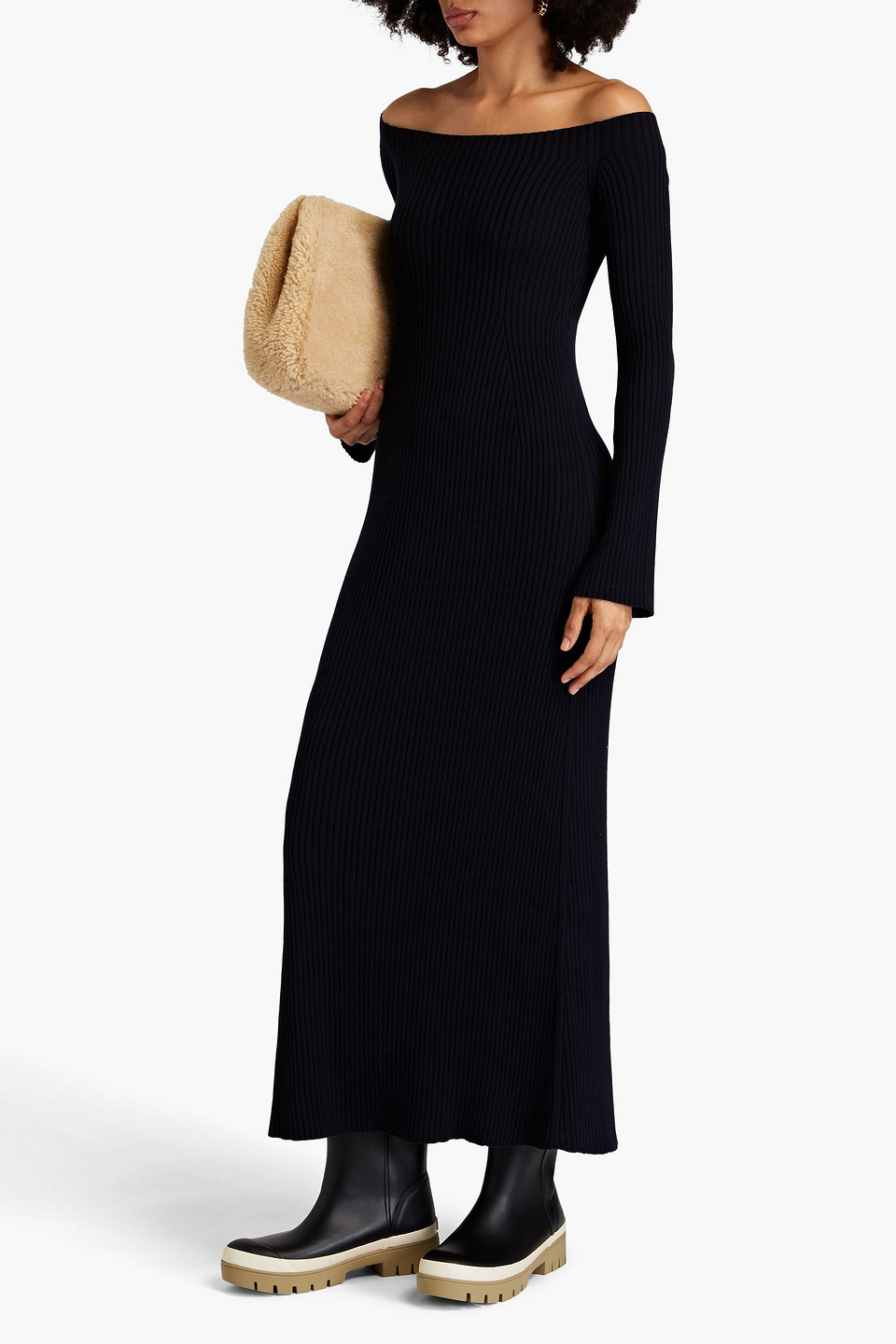 Chloé Off-the-shoulder Ribbed Wool And Cashmere-blend Maxi Dress In Marineblau