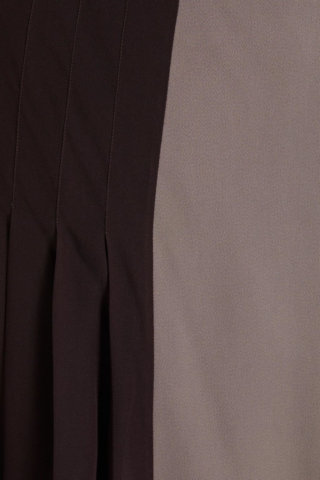 CHLOÉ Wrap-effect lace-trimmed pleated two-tone crepe skirt