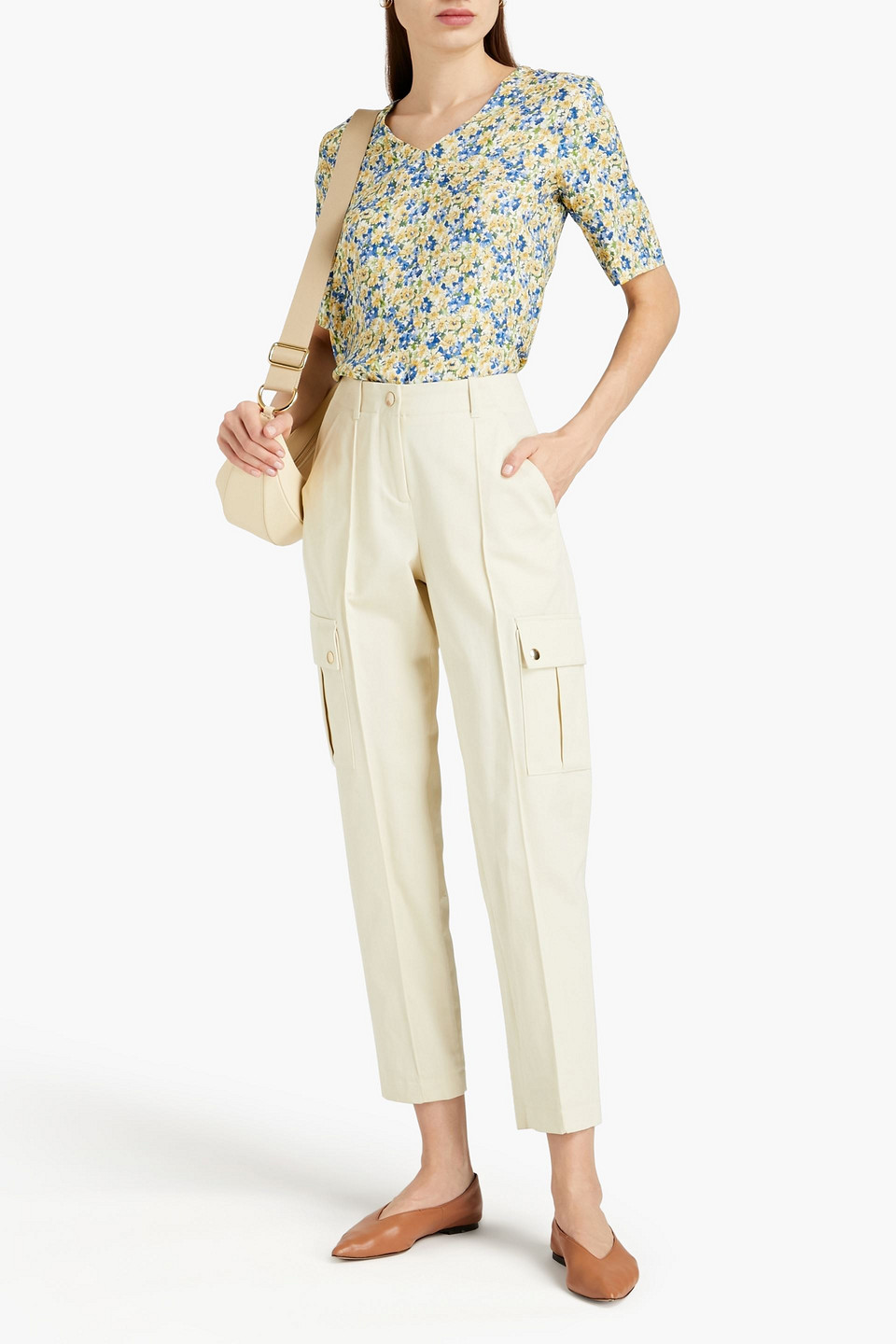 Apc Cotton-gabardine Cargo Pants In White