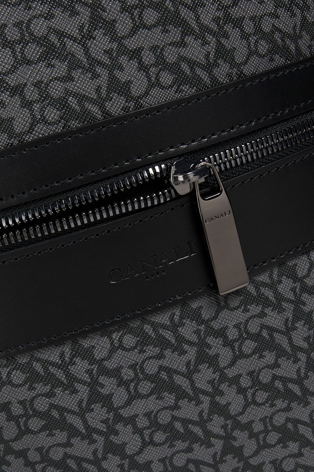 CANALI ロゴプリントフェイクテクスチャードレザー バックパック