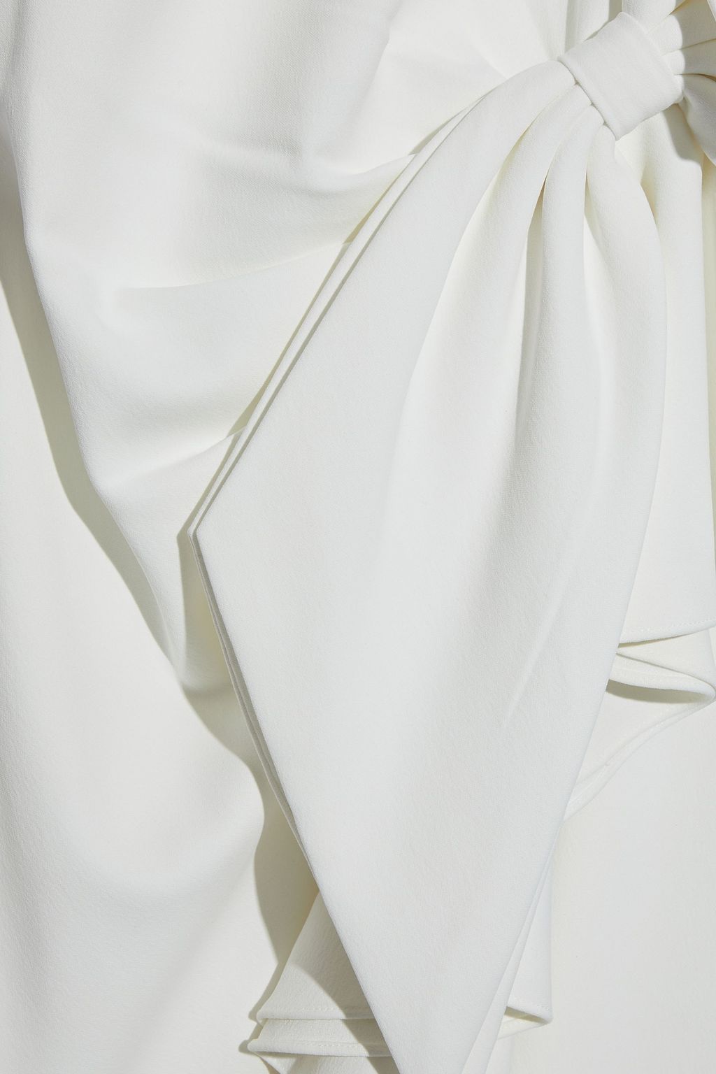 BADGLEY MISCHKA Asymmetric ruffled bow-embellished stretch-crepe gown