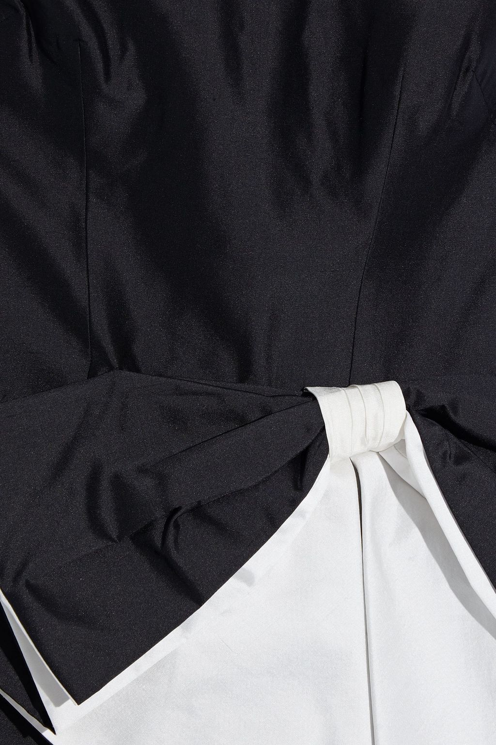 RASARIO Zweifarbiges Minikleid aus Shantung-Seide mit Drapierung und Schleife
