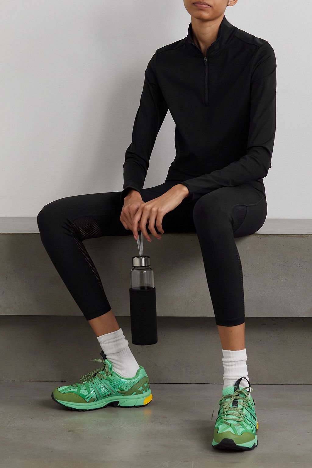 ALL ACCESS بلوزة Crop Unison من نسيجٍ مطاط