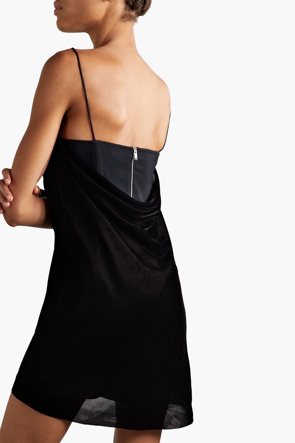 DION LEE فستان قصير «أركيتريف» من التول والمخمل بتصميم من عدة طبقات