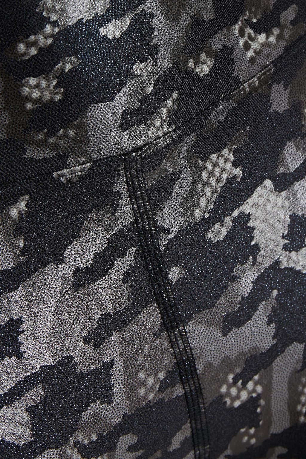 HEROINE SPORT Novel metallic camouflage-print stretch leggings