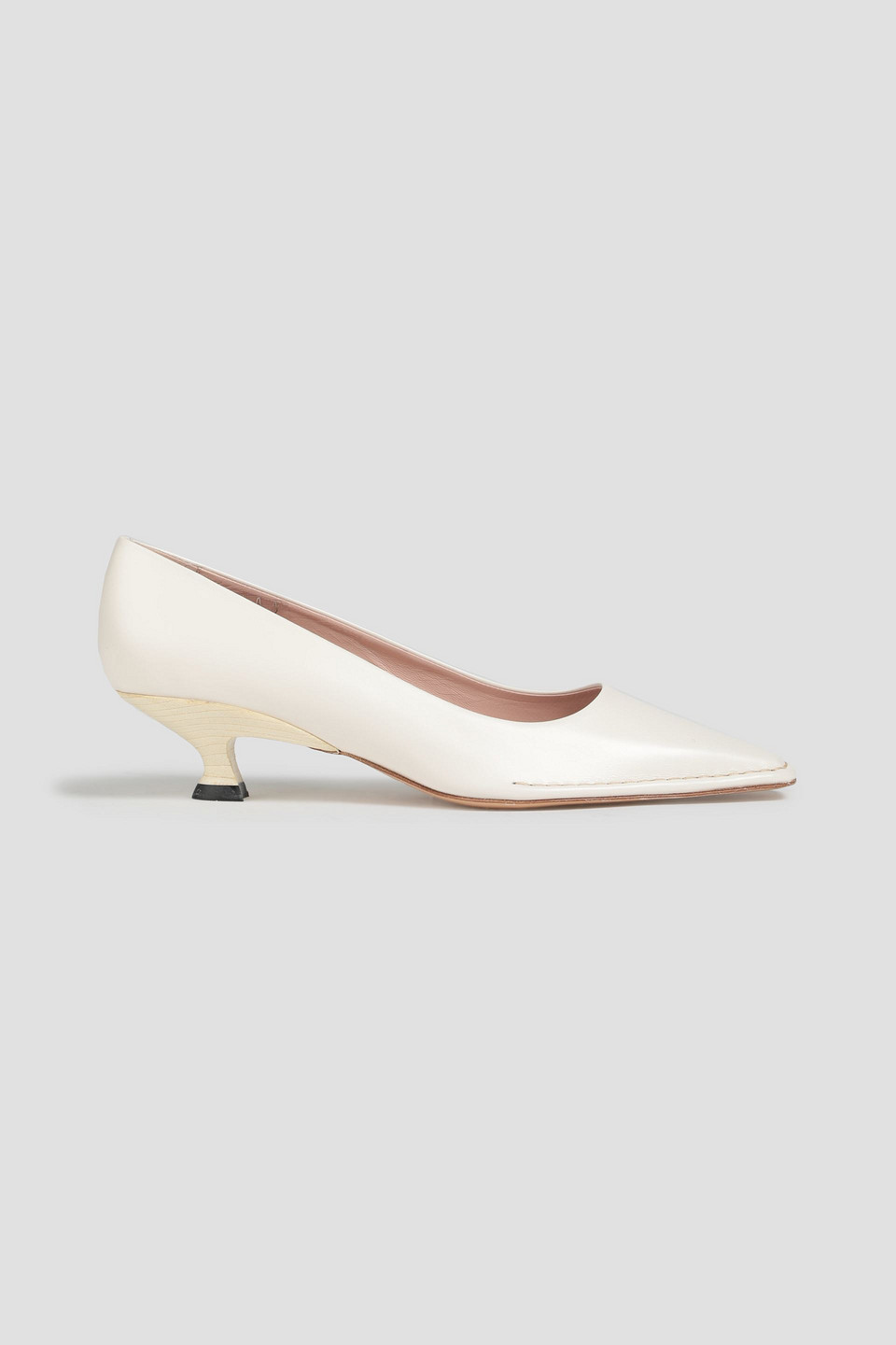 Tod's Leather Pumps In White