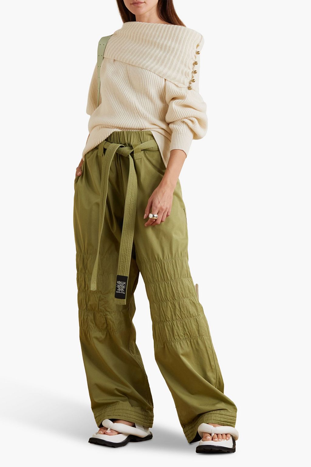 STELLA MCCARTNEY 비대칭 장식 디테일 리브 캐시미어 울 혼방 스웨터