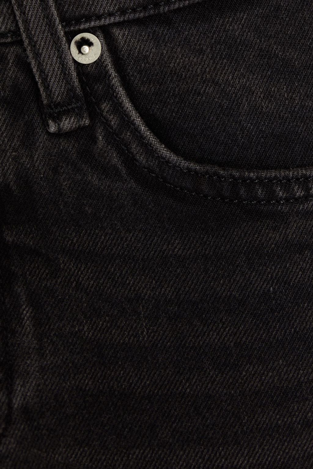 RAG & BONE شورت «روزا» مصنوع من الدنيم بحواف منسّلة