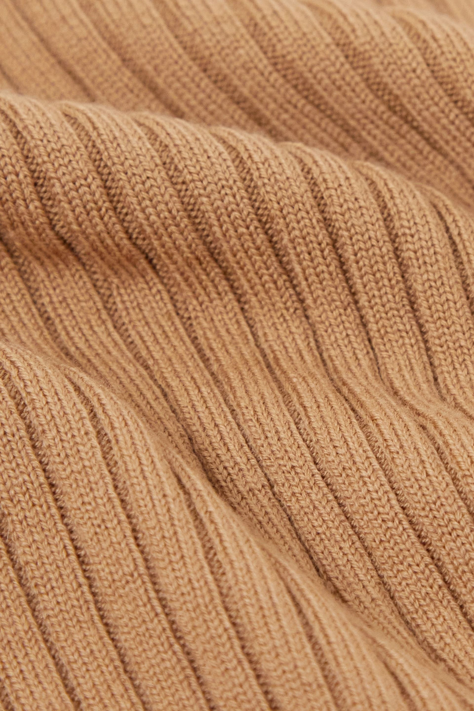 CHLOÉ OFF-THE-SHOULDER RIBBED WOOL AND CASHMERE-BLEND SWEATER