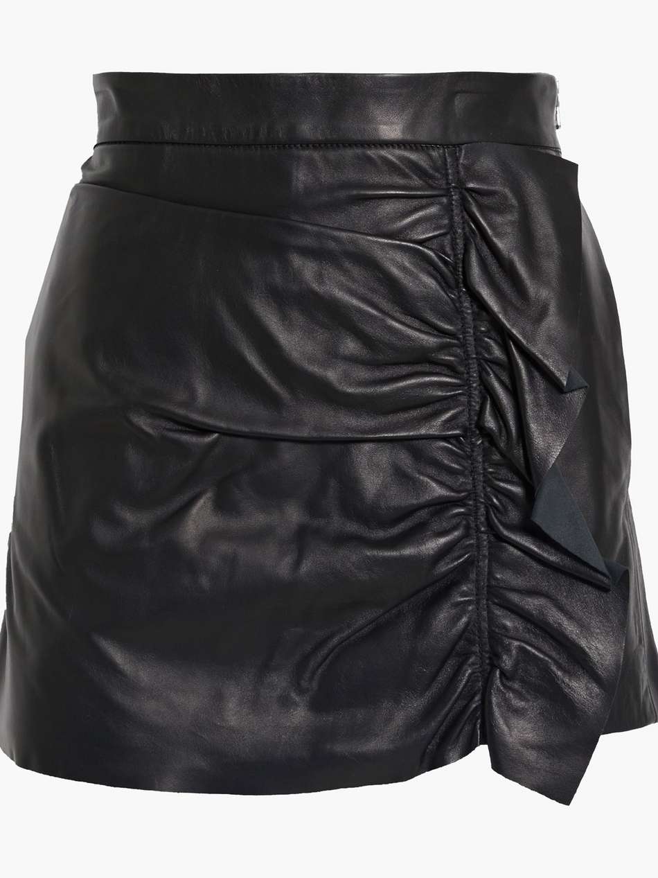 skirt-effect ruffled leather shorts