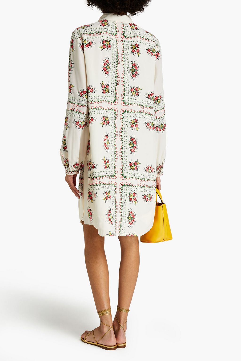 TORY BURCH فستان ’كورا’ على شكل قميص من قماش كريب دي شين الحريري مزين بطبعات على شكل زهور وبكسرات