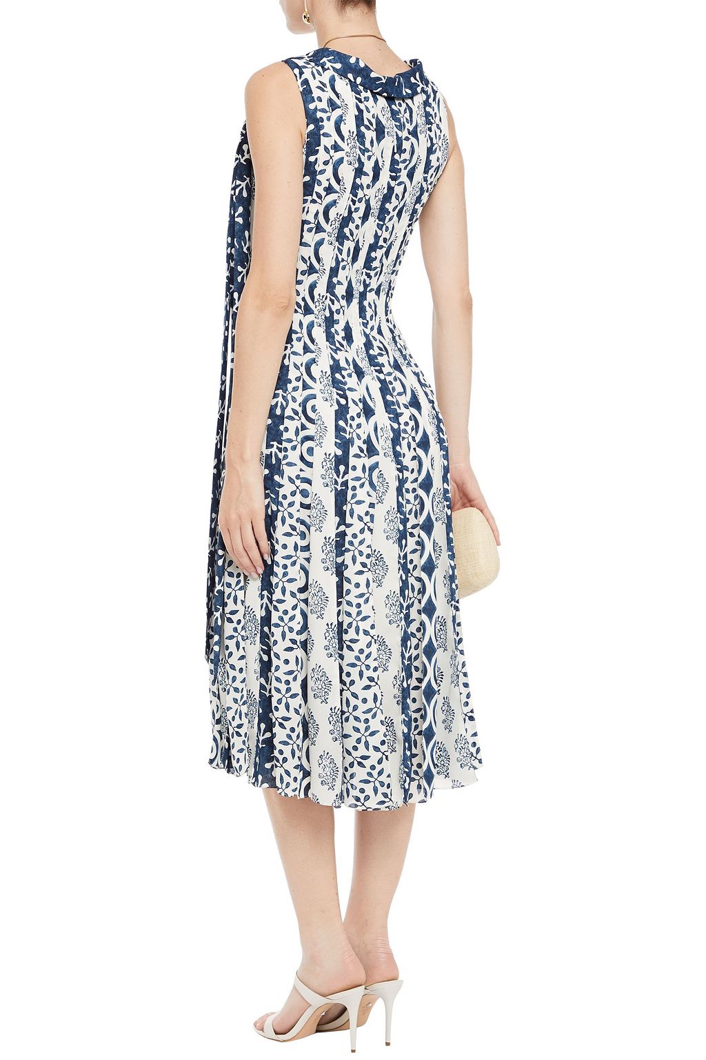 OSCAR DE LA RENTA Pleated printed crepe de chine midi dress