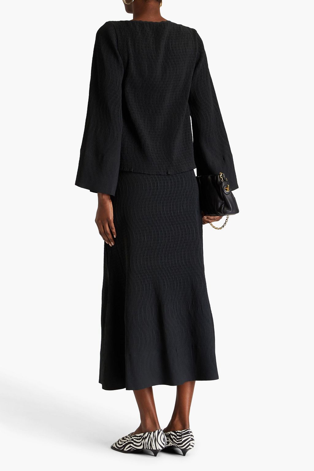 BY MALENE BIRGER بلوزة مصنوعة من الكريب ومزينة بكسرات