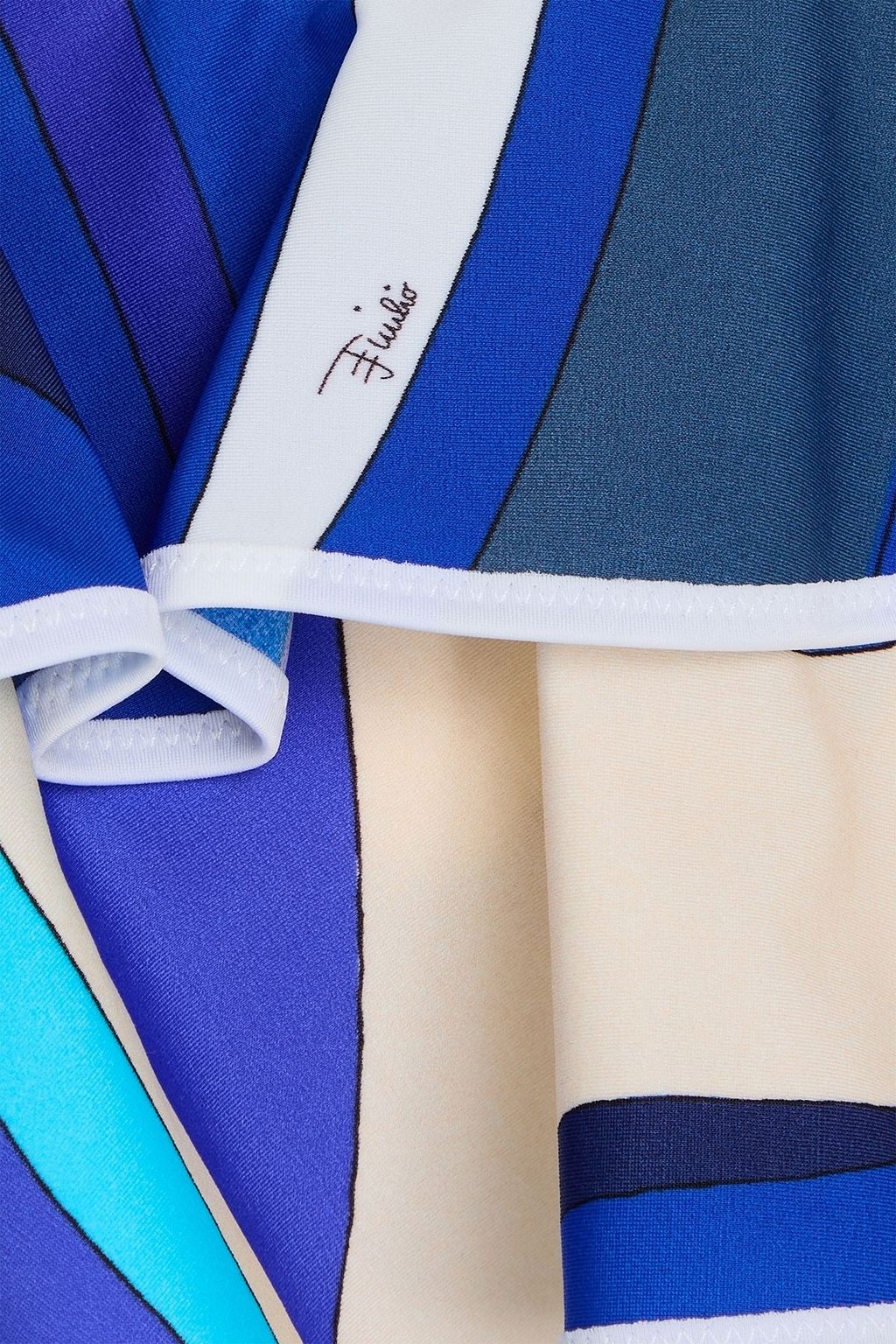 PUCCI توب بيكيني بتصميم باندو مزين بطبعات وبكشاكش